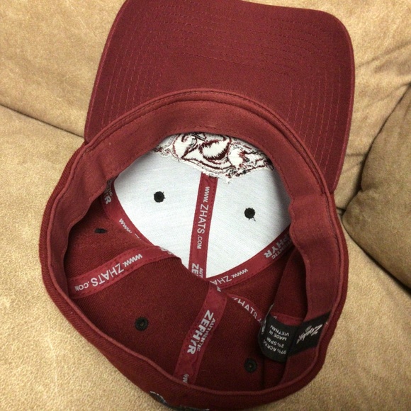 NCAA Arizona Razorbacks hat - Picture 3 of 3
